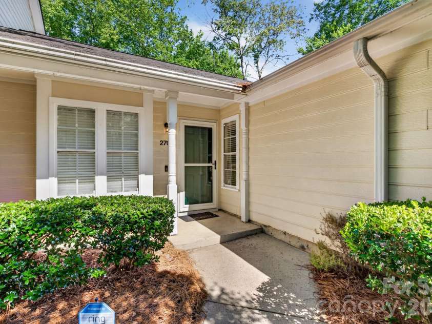 2705 Tiergarten Lane, Charlotte, NC 28210.  MLS# CAR4389849, YatesRealty ID 33517. 