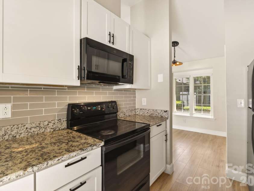 2705 Tiergarten Lane, Charlotte, NC 28210.  MLS# CAR4389849, YatesRealty ID 33517. 