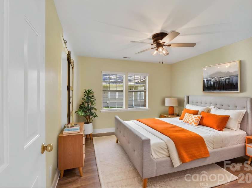 2705 Tiergarten Lane, Charlotte, NC 28210.  MLS# CAR4389849, YatesRealty ID 33517. 