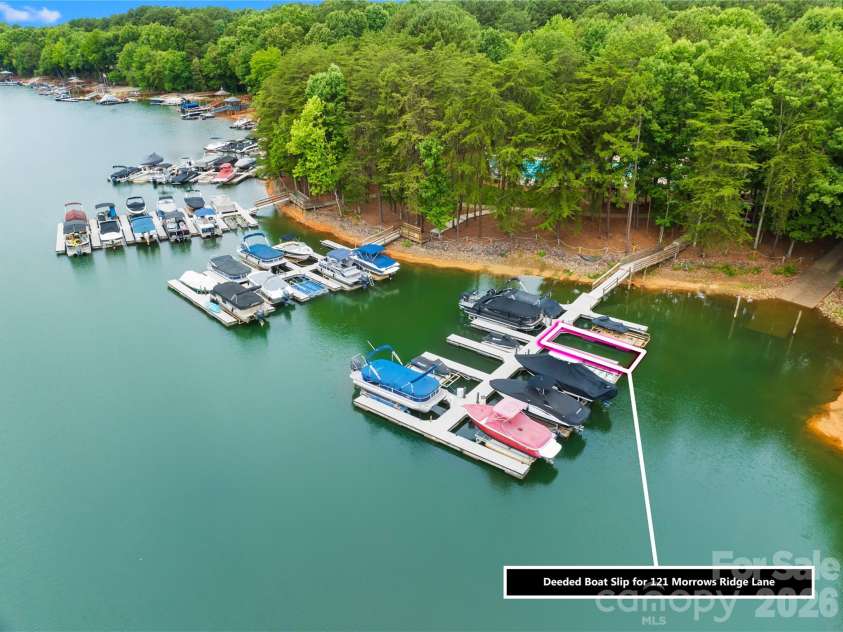 121 Morrows Ridge Lane, Mooresville, NC 28117.  MLS# CAR4381305, YatesRealty ID 33518. 