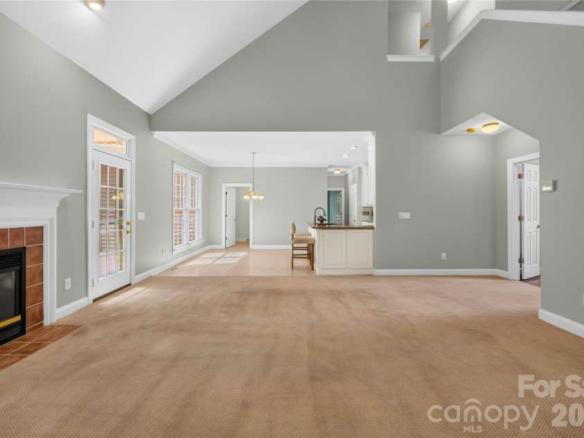 121 Morrows Ridge Lane, Mooresville, NC 28117.  MLS# CAR4381305, YatesRealty ID 33518. 