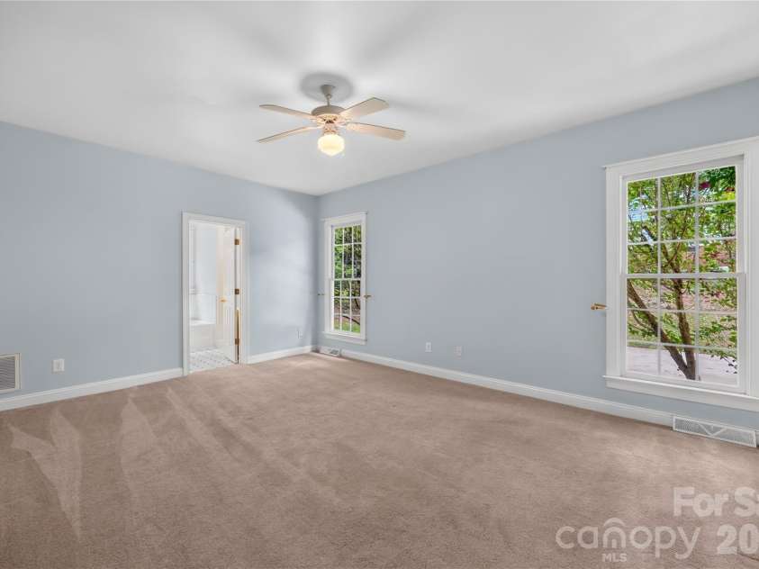 121 Morrows Ridge Lane, Mooresville, NC 28117.  MLS# CAR4381305, YatesRealty ID 33518. 