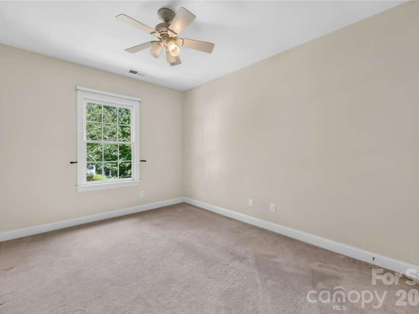 121 Morrows Ridge Lane, Mooresville, NC 28117.  MLS# CAR4381305, YatesRealty ID 33518. 