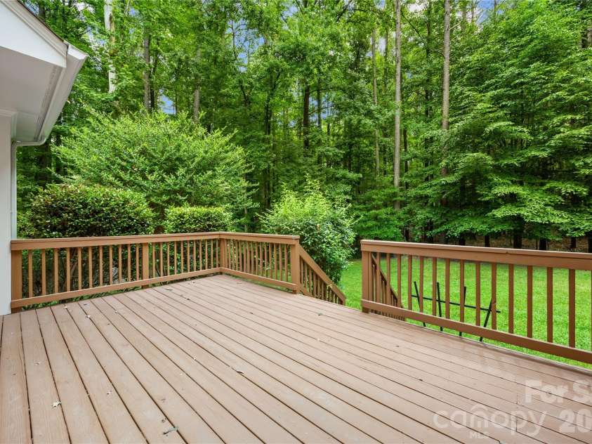 121 Morrows Ridge Lane, Mooresville, NC 28117.  MLS# CAR4381305, YatesRealty ID 33518. 