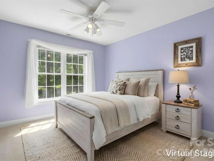 36 Poplar Creek Drive, Asheville, NC 28805.  MLS# CAR4394162, YatesRealty ID 33519. 