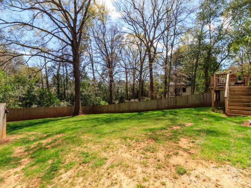 3200 Cosby Place, Charlotte, NC 28205.  MLS# CAR4239425, YatesRealty ID 3352. Property actually extends further beyond the back fence