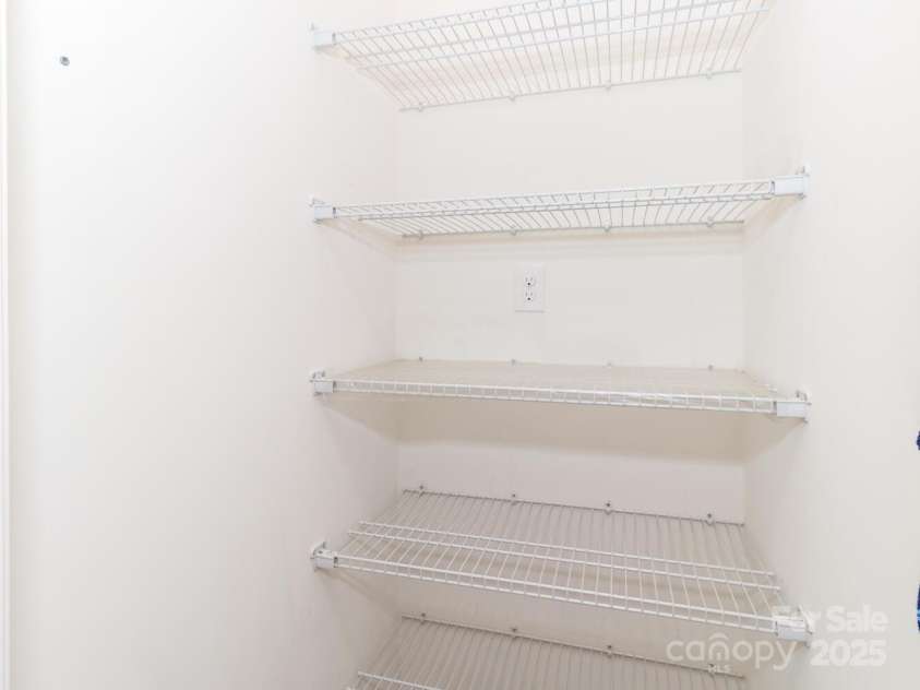 3200 Cosby Place, Charlotte, NC 28205.  MLS# CAR4239425, YatesRealty ID 3352. Walk in pantry