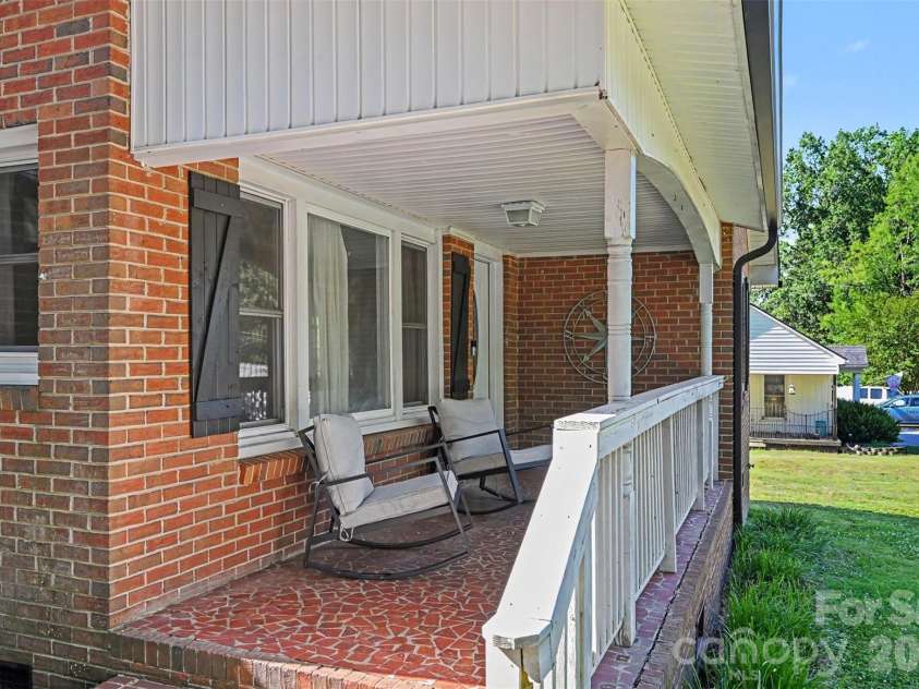 407 Beaver Street, Landis, NC 28088.  MLS# CAR4395164, YatesRealty ID 33520. 
