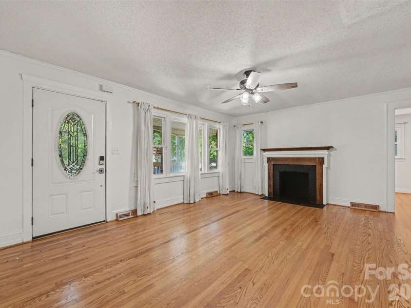 407 Beaver Street, Landis, NC 28088.  MLS# CAR4395164, YatesRealty ID 33520. 