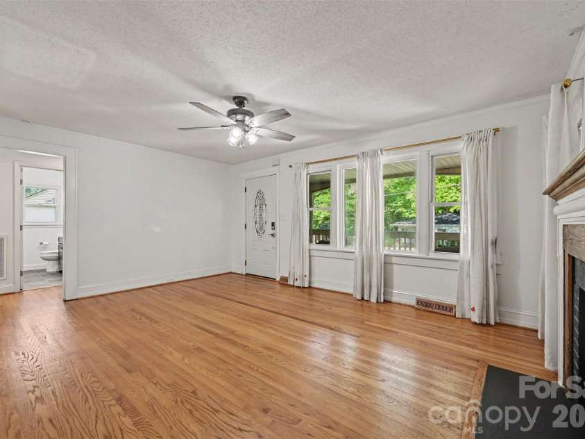 407 Beaver Street, Landis, NC 28088.  MLS# CAR4395164, YatesRealty ID 33520. 