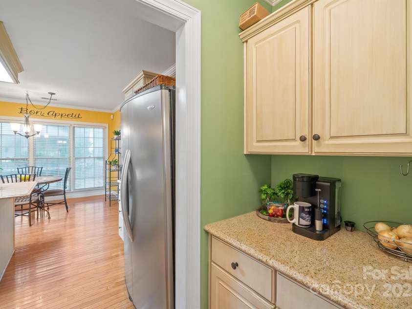 8906 Deerland Court, Huntersville, NC 28078.  MLS# CAR4289454, YatesRealty ID 33520. 