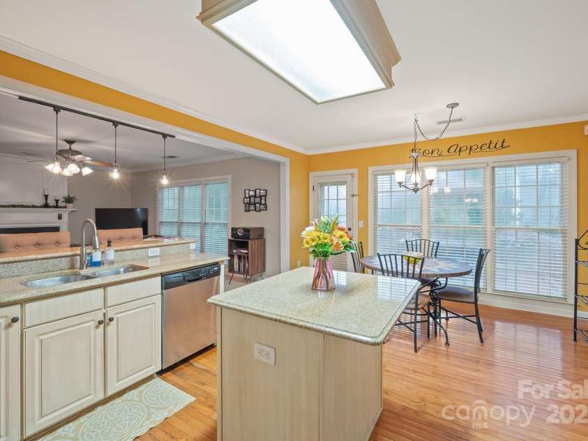 8906 Deerland Court, Huntersville, NC 28078.  MLS# CAR4289454, YatesRealty ID 33520. 