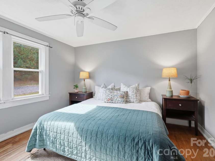 21 Clemmons Street, Asheville, NC 28801.  MLS# CAR4394613, YatesRealty ID 33521. King sized bed, anyone?