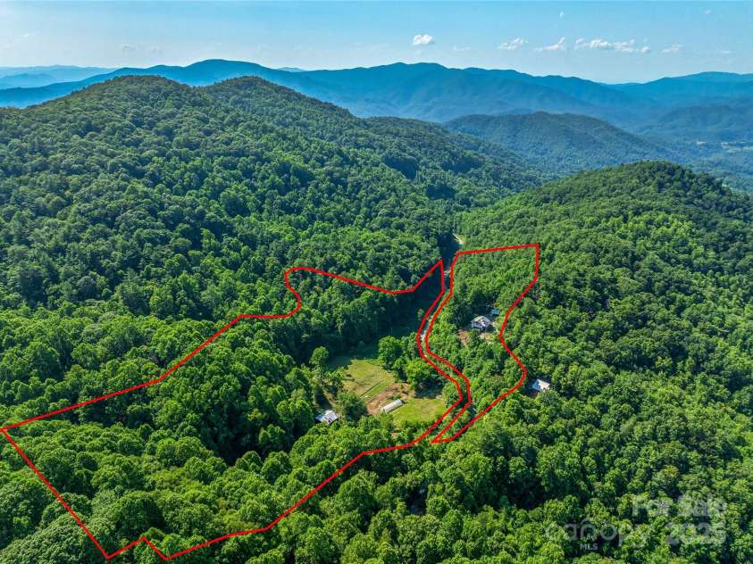 3151 Lumptown Road, Marshall, NC 28753.  MLS# CAR4270726, YatesRealty ID 33521. 