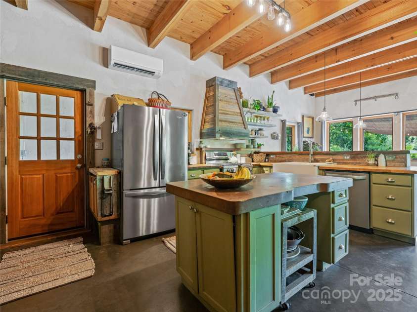 3151 Lumptown Road, Marshall, NC 28753.  MLS# CAR4270726, YatesRealty ID 33521. 