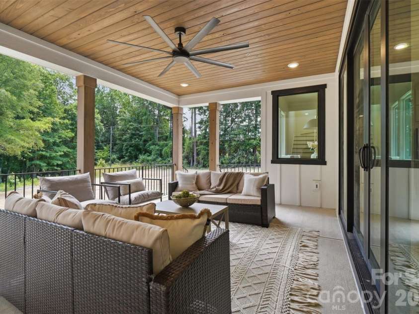 540 Rocklyn Drive, Rock Hill, SC 29730.  MLS# CAR4395280, YatesRealty ID 33522. 