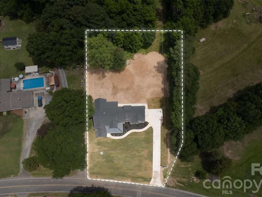540 Rocklyn Drive, Rock Hill, SC 29730.  MLS# CAR4395280, YatesRealty ID 33522. 