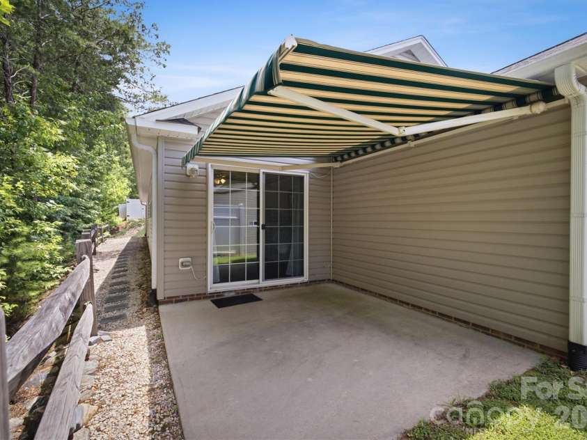 122 Lady Slipper Lane, Valdese, NC 28690.  MLS# CAR4341209, YatesRealty ID 33523. 