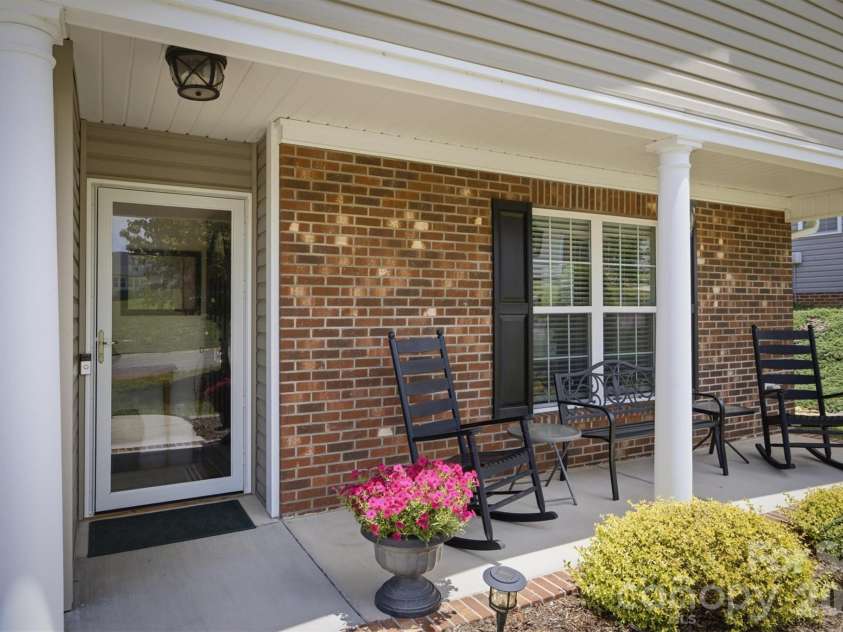 122 Lady Slipper Lane, Valdese, NC 28690.  MLS# CAR4341209, YatesRealty ID 33523. 