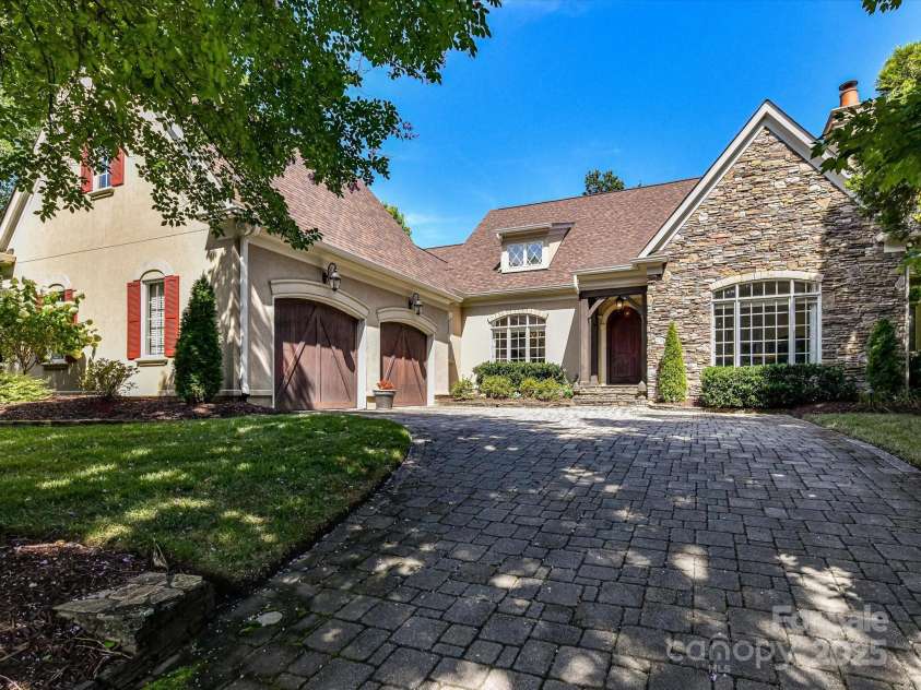 4132 Cornwallis Camp Drive, Charlotte, NC 28226.  MLS# CAR4283462, YatesRealty ID 33523. 