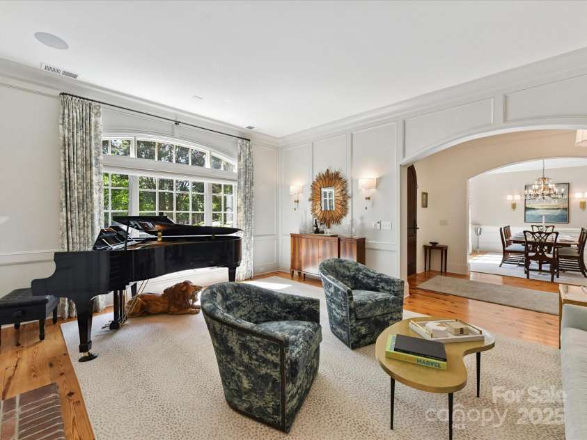 4132 Cornwallis Camp Drive, Charlotte, NC 28226.  MLS# CAR4283462, YatesRealty ID 33523. 