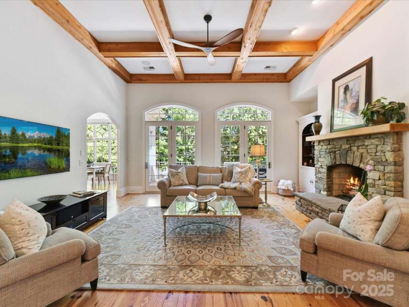 4132 Cornwallis Camp Drive, Charlotte, NC 28226.  MLS# CAR4283462, YatesRealty ID 33523. 