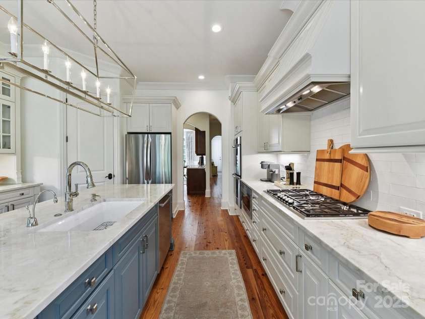 4132 Cornwallis Camp Drive, Charlotte, NC 28226.  MLS# CAR4283462, YatesRealty ID 33523. 