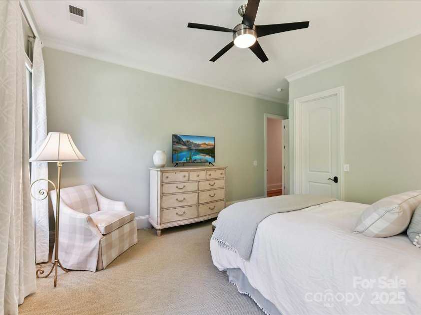 4132 Cornwallis Camp Drive, Charlotte, NC 28226.  MLS# CAR4283462, YatesRealty ID 33523. 