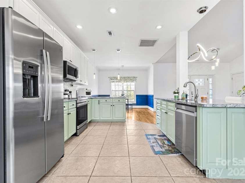 150 Heathrow Lane, Statesville, NC 28677.  MLS# CAR4286345, YatesRealty ID 33524. 