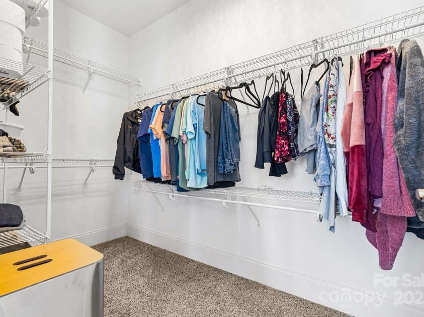 150 Heathrow Lane, Statesville, NC 28677.  MLS# CAR4286345, YatesRealty ID 33524. 