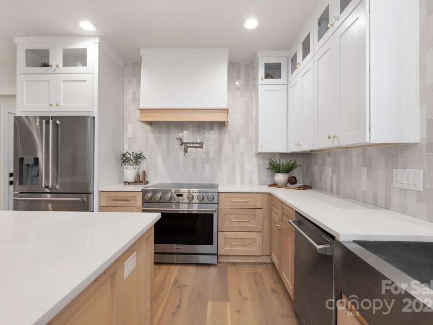 3415 Waxhaw Indian Trail Road, Waxhaw, NC 28173.  MLS# CAR4290356, YatesRealty ID 33525. 