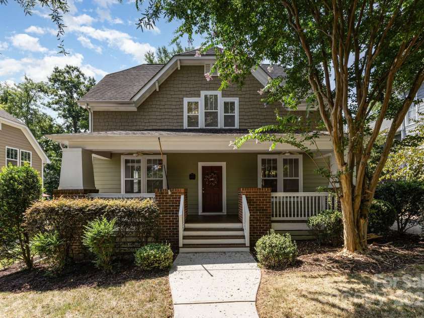 10120 Roosevelt Drive, Huntersville, NC 28078.  MLS# CAR4271359, YatesRealty ID 33526. Welcome Home