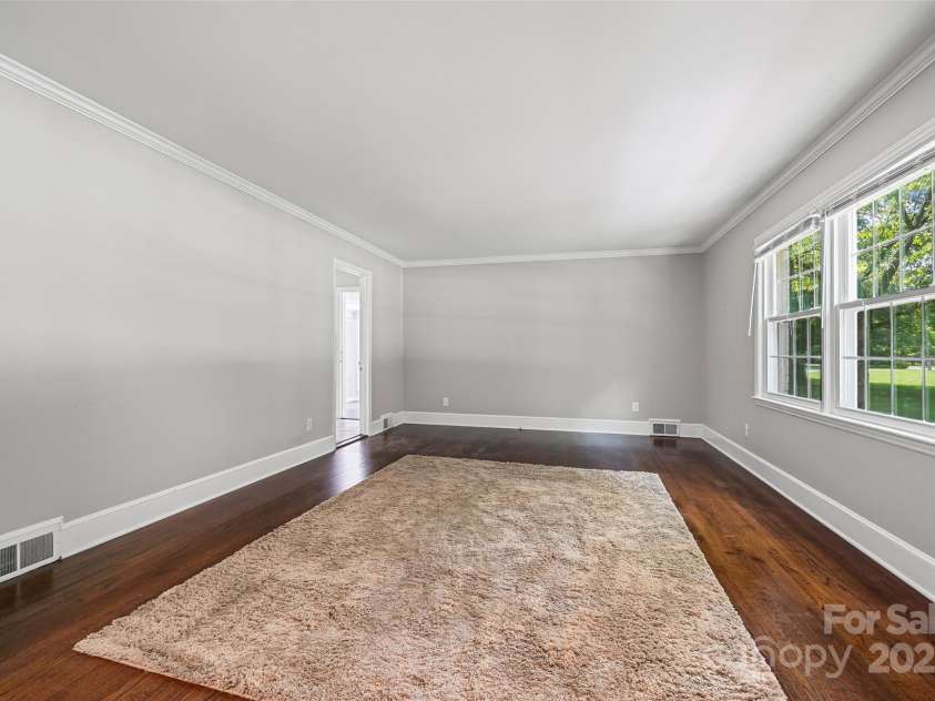 1045 Dooley Drive, Charlotte, NC 28227.  MLS# CAR4291515, YatesRealty ID 33529. 