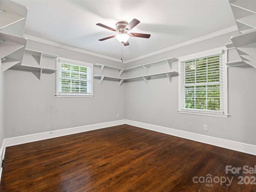 1045 Dooley Drive, Charlotte, NC 28227.  MLS# CAR4291515, YatesRealty ID 33529. 