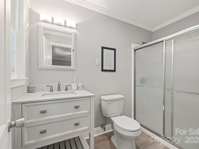 1045 Dooley Drive, Charlotte, NC 28227.  MLS# CAR4291515, YatesRealty ID 33529. 