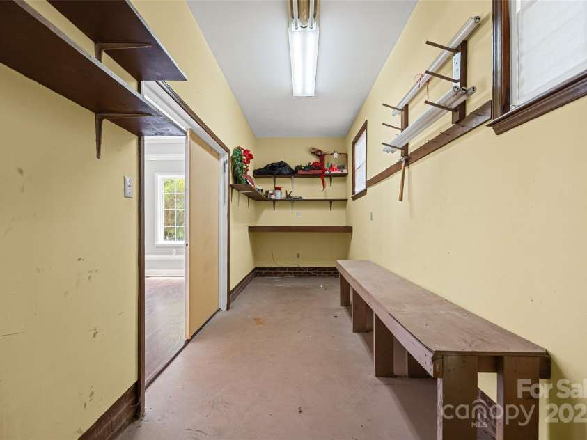 1045 Dooley Drive, Charlotte, NC 28227.  MLS# CAR4291515, YatesRealty ID 33529. 