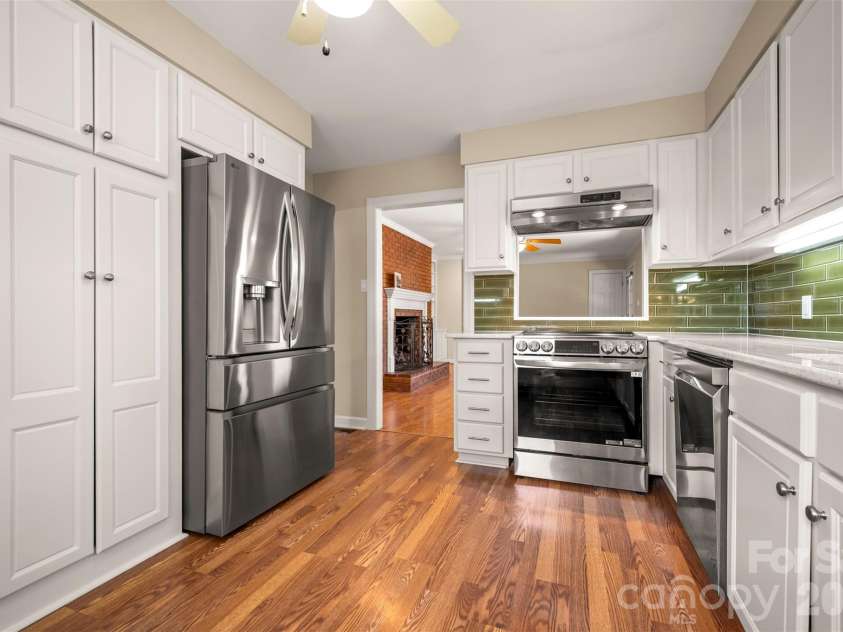 271 McCall Drive, Forest City, NC 28043.  MLS# CAR4394926, YatesRealty ID 33529. Kitchen