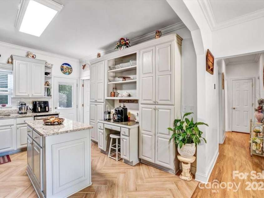 1029 Old Nc 27 Highway, Mount Holly, NC 28120.  MLS# CAR4289728, YatesRealty ID 33530. 