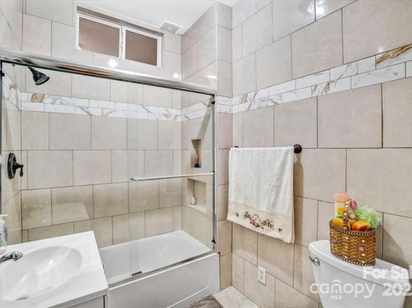 1029 Old Nc 27 Highway, Mount Holly, NC 28120.  MLS# CAR4289728, YatesRealty ID 33530. 