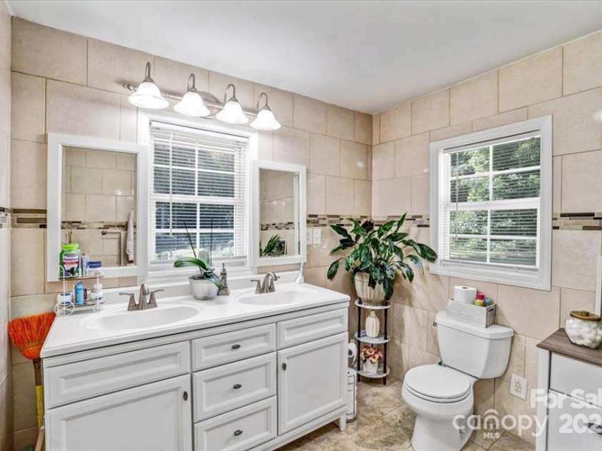 1029 Old Nc 27 Highway, Mount Holly, NC 28120.  MLS# CAR4289728, YatesRealty ID 33530. 