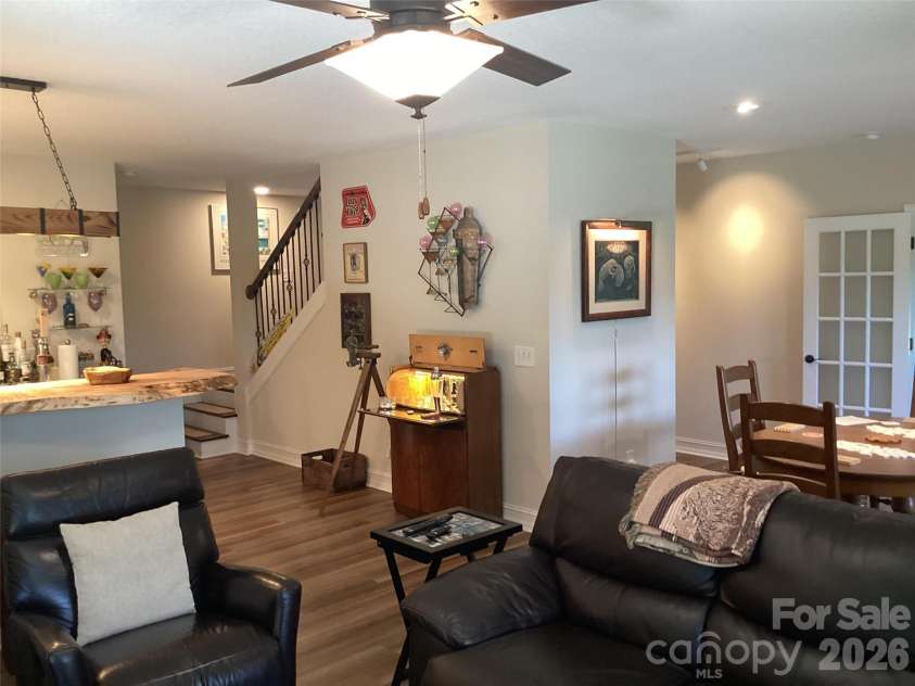 1052 Porter Creek Drive, Franklin, NC 28734.  MLS# CAR4397738, YatesRealty ID 33531. 