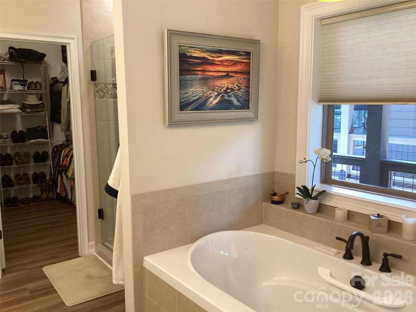 1052 Porter Creek Drive, Franklin, NC 28734.  MLS# CAR4397738, YatesRealty ID 33531. 