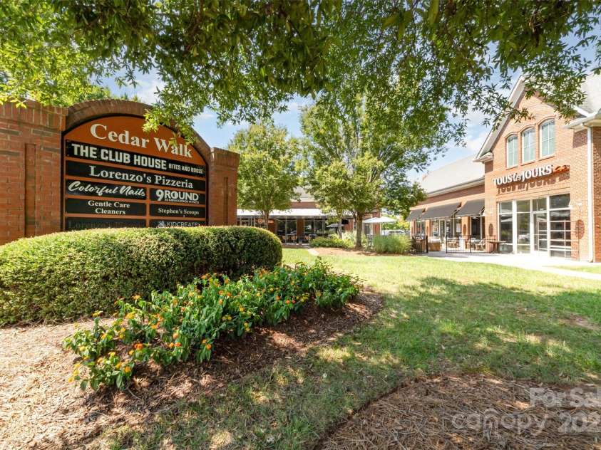 16659 Commons Creek Drive, Charlotte, NC 28277.  MLS# CAR4294229, YatesRealty ID 33531. 