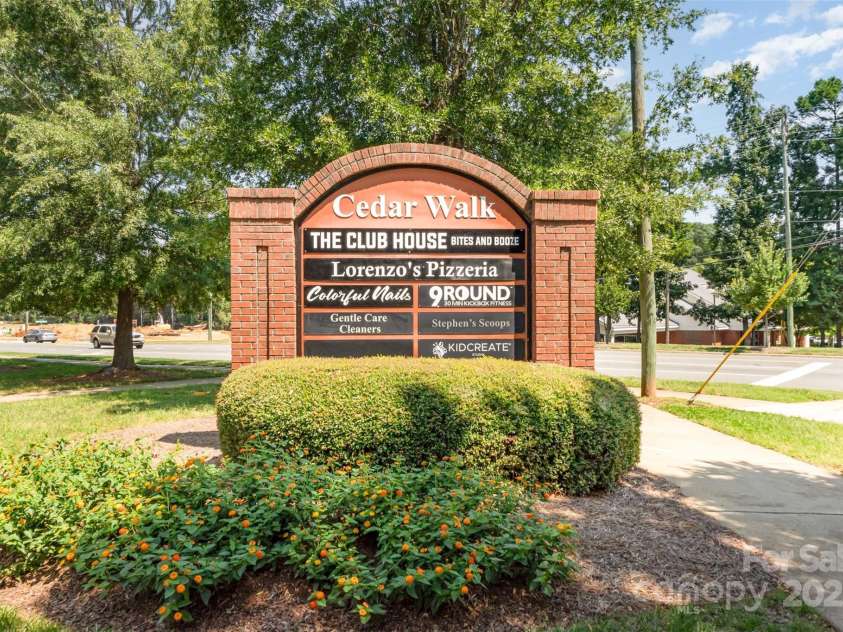 16659 Commons Creek Drive, Charlotte, NC 28277.  MLS# CAR4333249, YatesRealty ID 33531. 