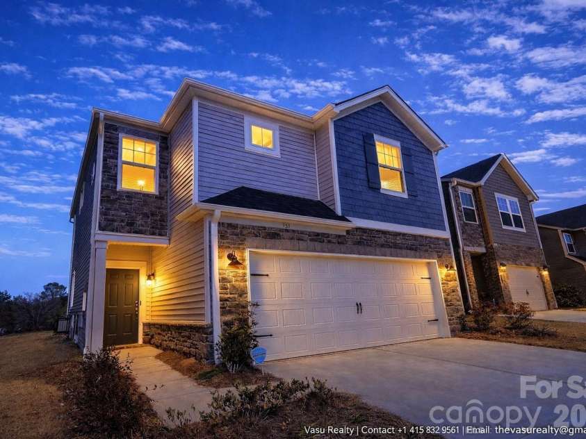 314 Hyssop Court, Fort Mill, SC 29715.  MLS# CAR4368800, YatesRealty ID 33532. 