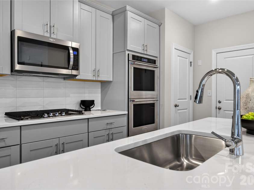 314 Hyssop Court, Fort Mill, SC 29715.  MLS# CAR4368800, YatesRealty ID 33532. 
