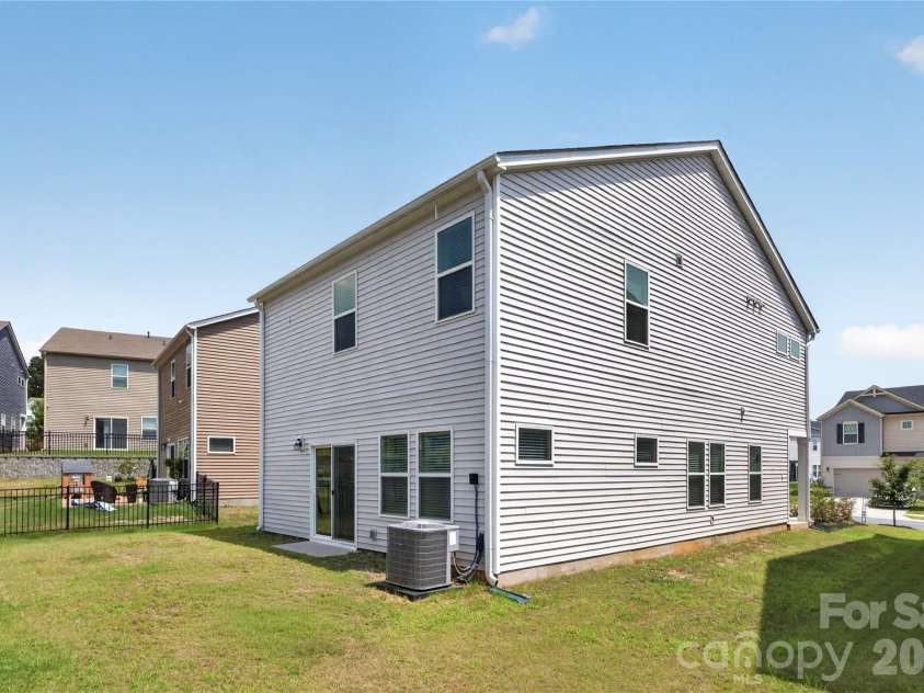 314 Hyssop Court, Fort Mill, SC 29715.  MLS# CAR4368800, YatesRealty ID 33532. 