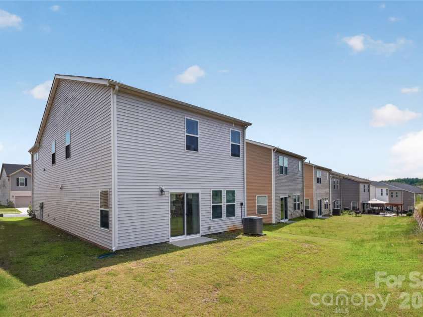 314 Hyssop Court, Fort Mill, SC 29715.  MLS# CAR4368800, YatesRealty ID 33532. 