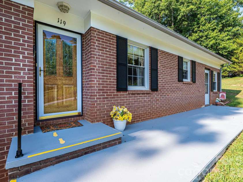119 Foothill Drive, Lenoir, NC 28645.  MLS# CAR4396649, YatesRealty ID 33533. 
