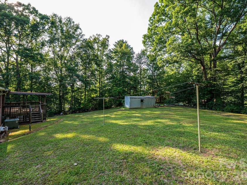 119 Foothill Drive, Lenoir, NC 28645.  MLS# CAR4396649, YatesRealty ID 33533. 